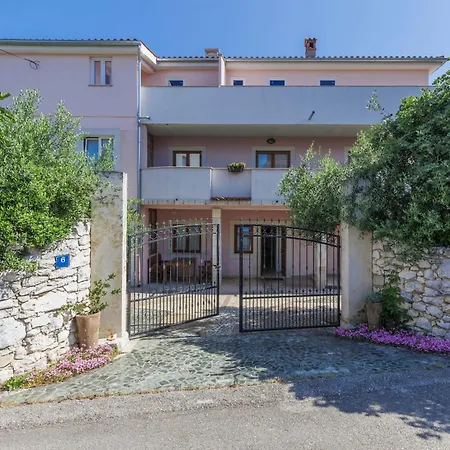 Διαμέρισμα Romantika-2 By Interhome *