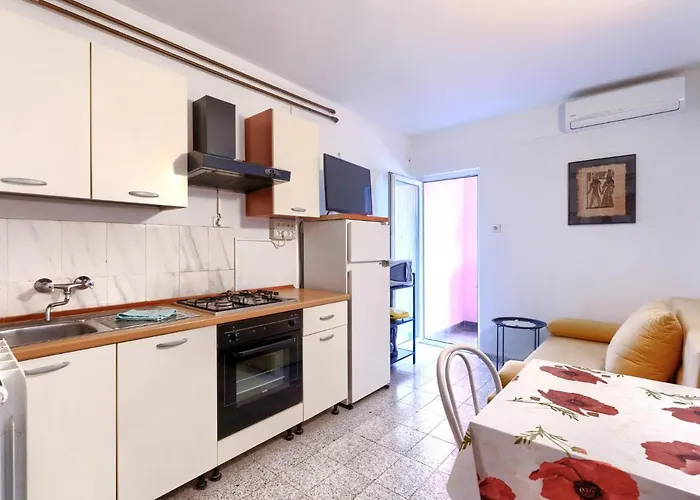 Romantika-2 By Interhome * Rovinj