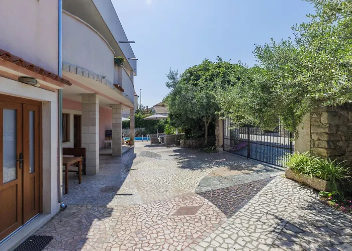 Apartamento Romantika-2 By Interhome